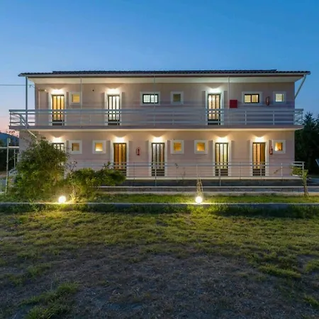 Eleni & Apartman *